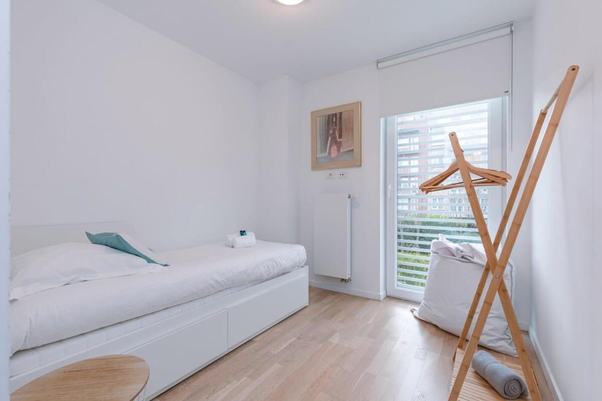 Bright Apartment Nearby The Beach In De Haan Dış mekan fotoğraf